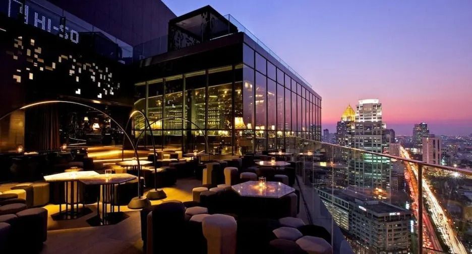 Condo en alquiler de 3 habitaciones en Pathum Wan, Bangkok