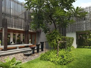 Condo en alquiler de 3 habitaciones en Pathum Wan, Bangkok