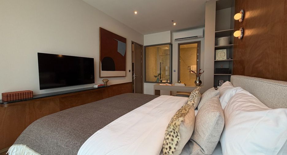 For sale 2 bedrooms condo in Phaya Thai, Bangkok