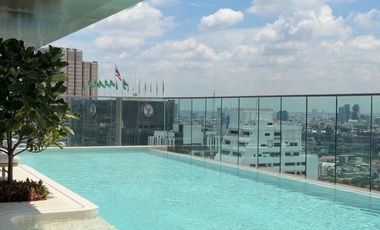 For sale 1 bed condo in Phaya Thai, Bangkok