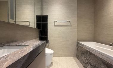For sale 2 bedrooms condo in Phaya Thai, Bangkok