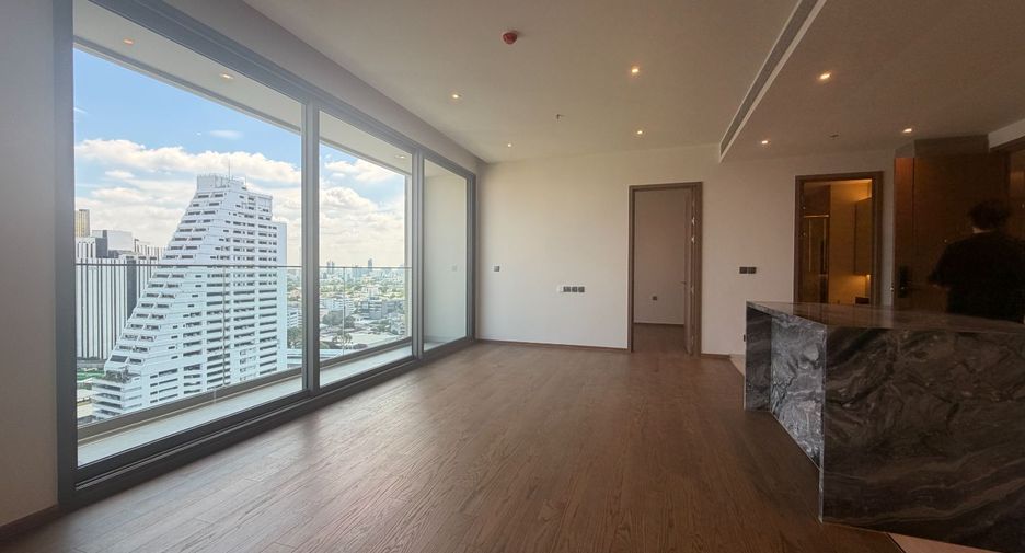 For sale 2 bedrooms condo in Phaya Thai, Bangkok