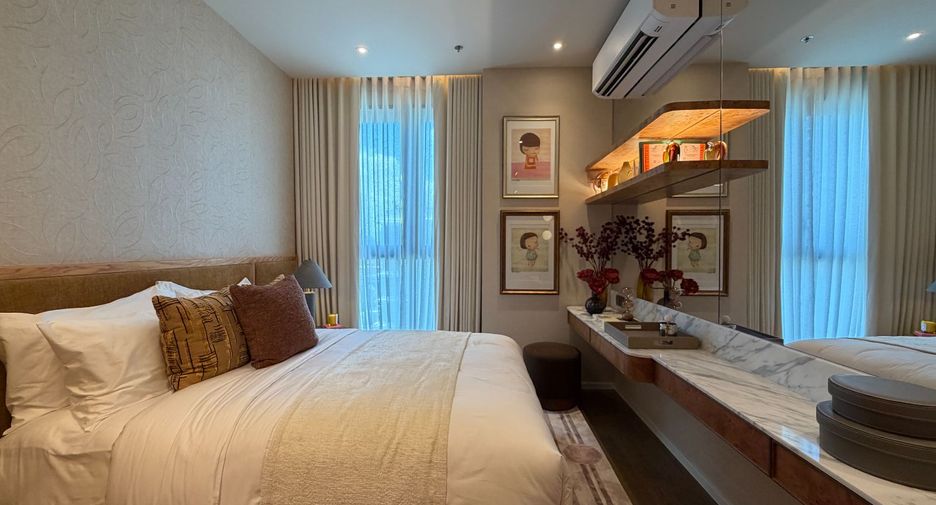 For sale 2 bedrooms condo in Phaya Thai, Bangkok