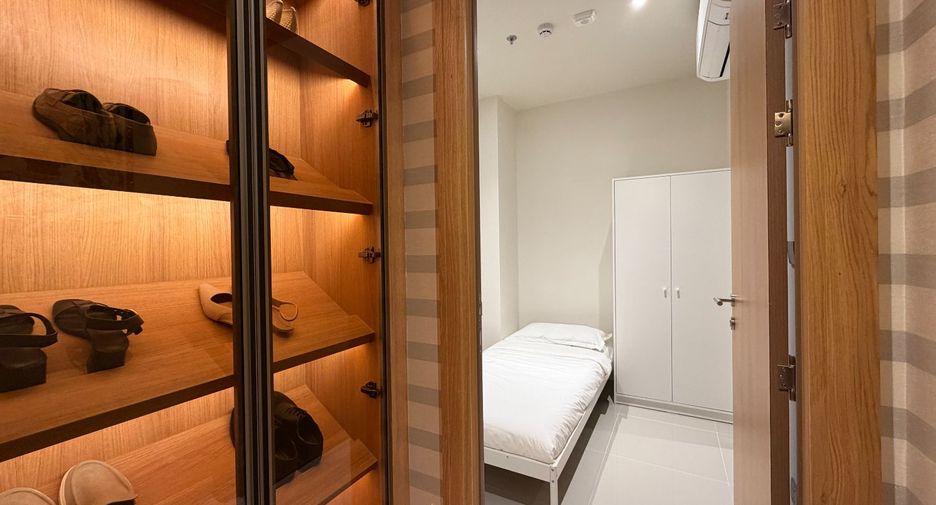 For sale 3 bedrooms condo in Phaya Thai, Bangkok