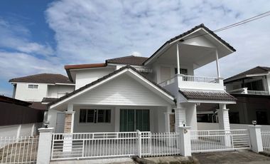 For rent 4 bedrooms house in Doi Saket, Chiang Mai