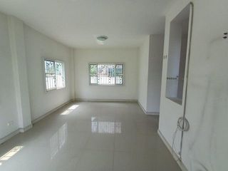 Продажа 1 кровать дом в Bang Bua Thong, Нонтабури
