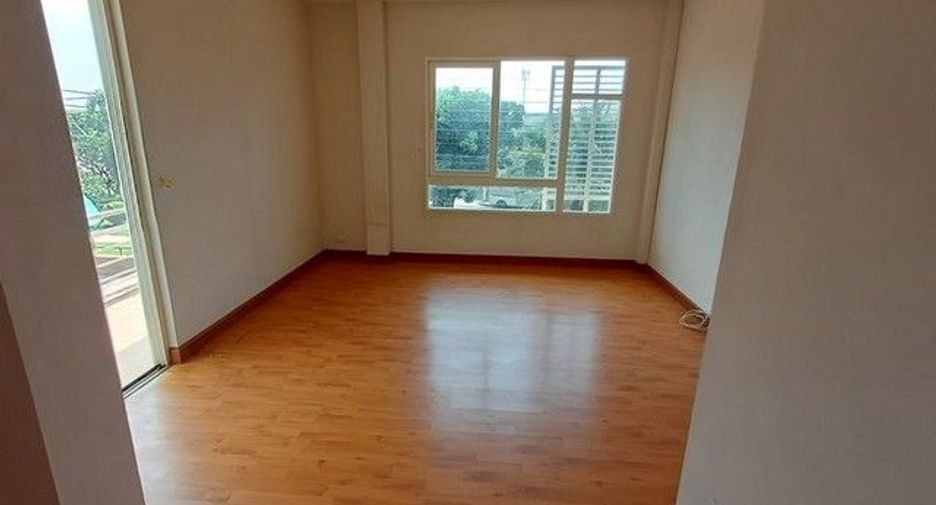 For sale 1 bed house in Bang Khun Thian, Bangkok