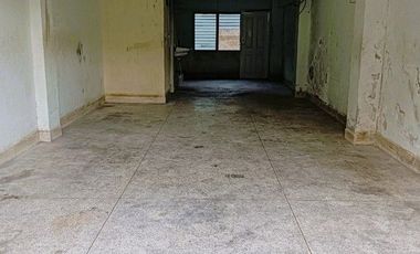 For sale 1 bed retail Space 