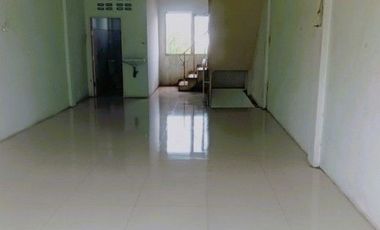 For sale 1 bed retail Space 