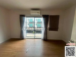 For rent 3 bedrooms townhouse in Bang Khen, Bangkok
