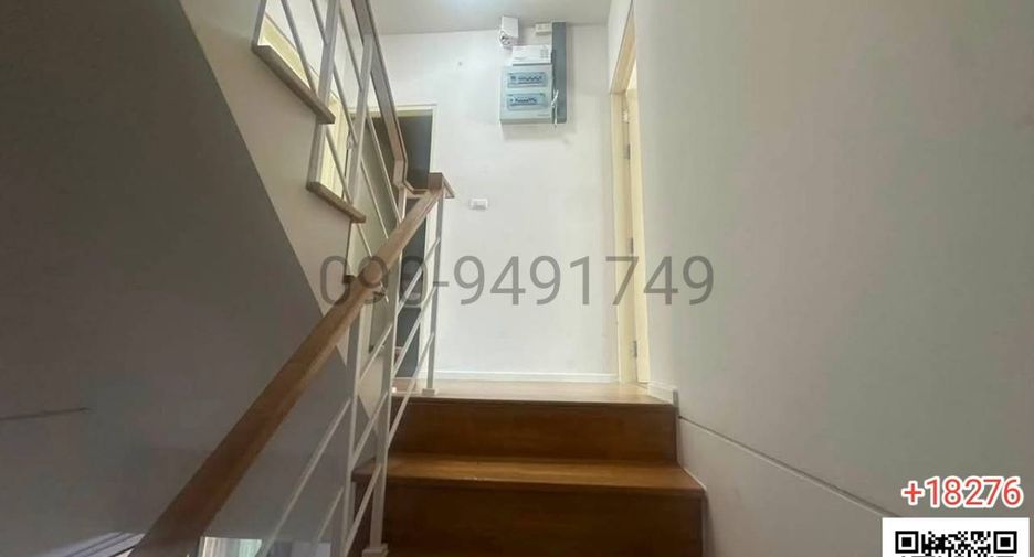 Reihenhaus zur Miete mit 3 Zimmer in Bang Khen, Bangkok