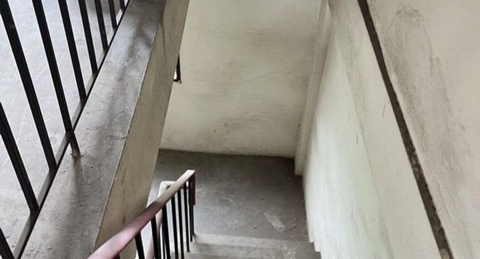 For sale 1 bed retail Space in Thanyaburi, Pathum Thani