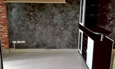 For sale 1 bed condo 