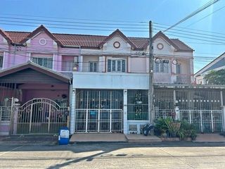 ขาย 1 เตียง ทาวน์เฮ้าส์ ใน ธัญบุรี, ปทุมธานี
