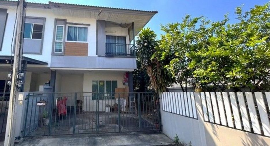 For sale 1 bed townhouse in Lat Lum Kaeo, Pathum Thani