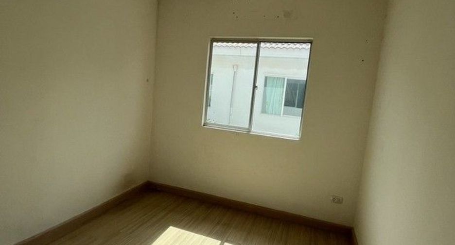 À vendre 1 chambre maison de ville à Mueang Pathum Thani, Pathum Thani