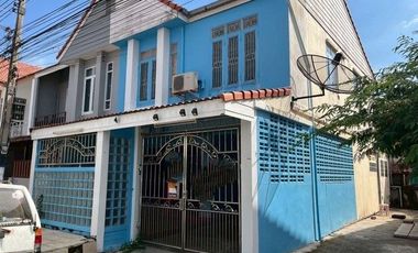 For sale 1 bed townhouse in Khlong Luang, Pathum Thani