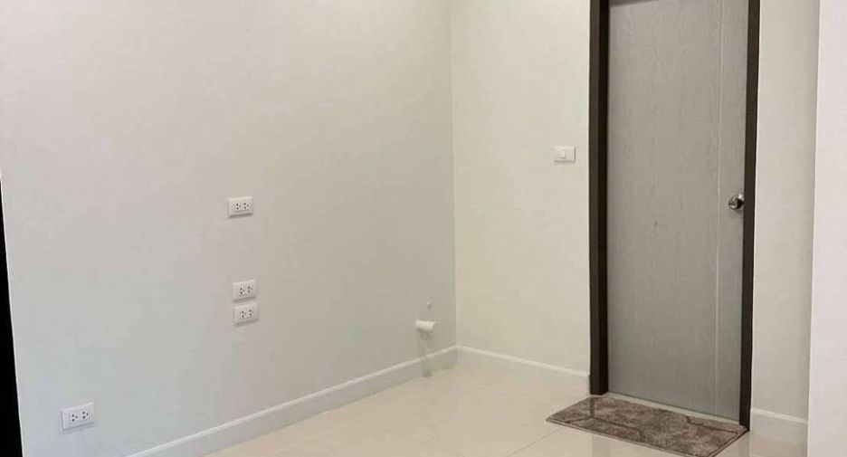 For rent 3 ベッドルーム townhouse in Bang Bua Thong, Nonthaburi