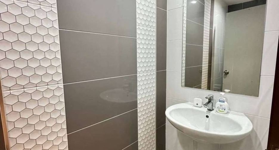 For rent 3 ベッドルーム townhouse in Bang Bua Thong, Nonthaburi