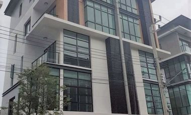 For rent 3 ベッドルーム house in Lat Phrao, Bangkok