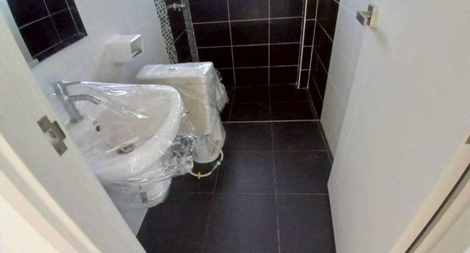 Продажа 1 кровать дом в Bang Bua Thong, Нонтабури