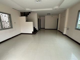 Продажа 1 кровать дом в Bang Bua Thong, Нонтабури
