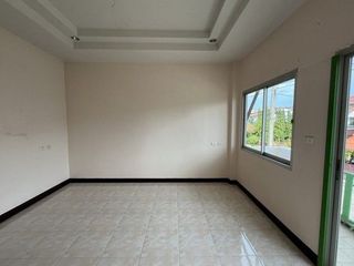 Продажа 1 кровать дом в Bang Bua Thong, Нонтабури