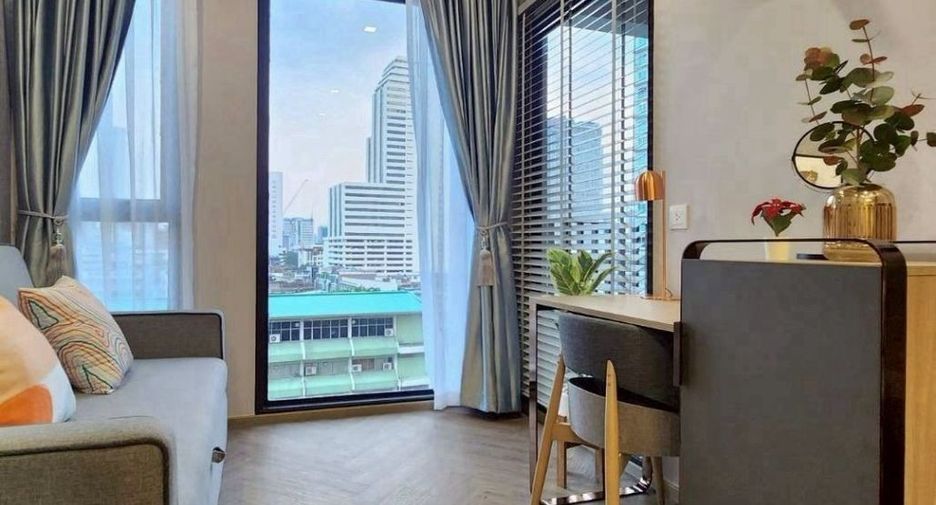Wohnung zur Miete mit 2 Zimmer in Bang Rak, Bangkok