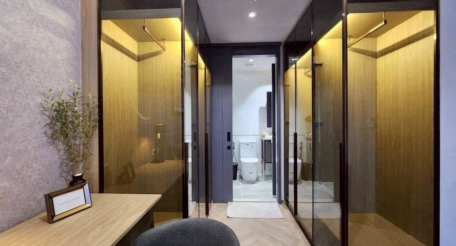 Wohnung zur Miete mit 2 Zimmer in Bang Rak, Bangkok