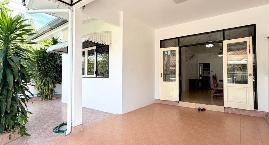出租 2 卧室 独立屋 在 Bang Lamung, Chon Buri