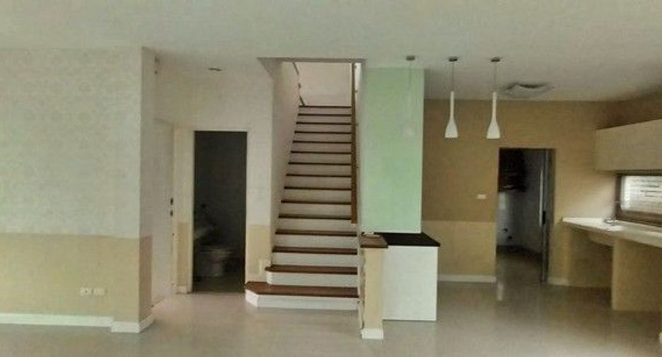 Продажа 1 кровать дом в Pak Kret, Нонтабури