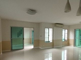 出售 1 卧室 独立屋 在 Pak Kret, Nonthaburi