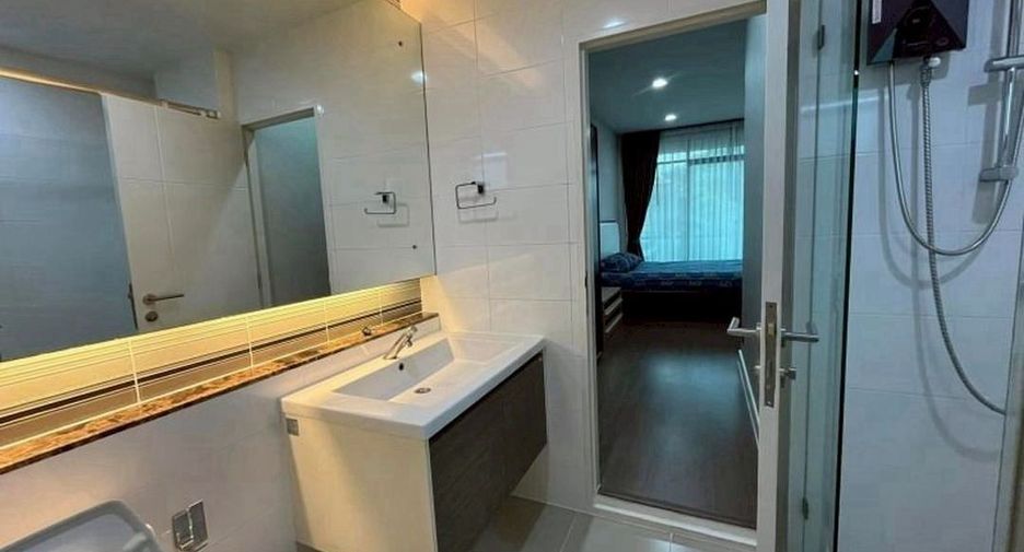 Haus zur Miete mit 3 Zimmer in Bang Kapi, Bangkok