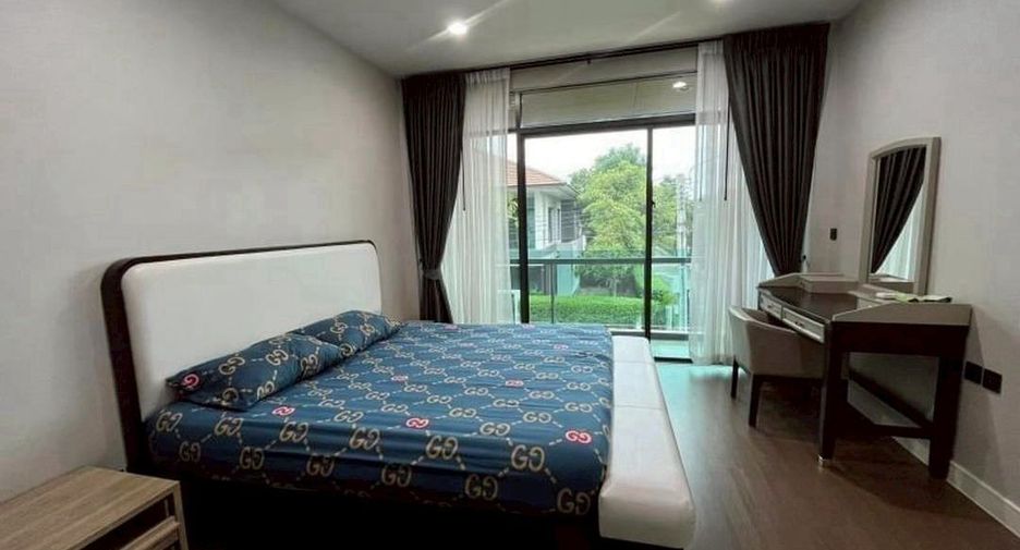 Haus zur Miete mit 3 Zimmer in Bang Kapi, Bangkok