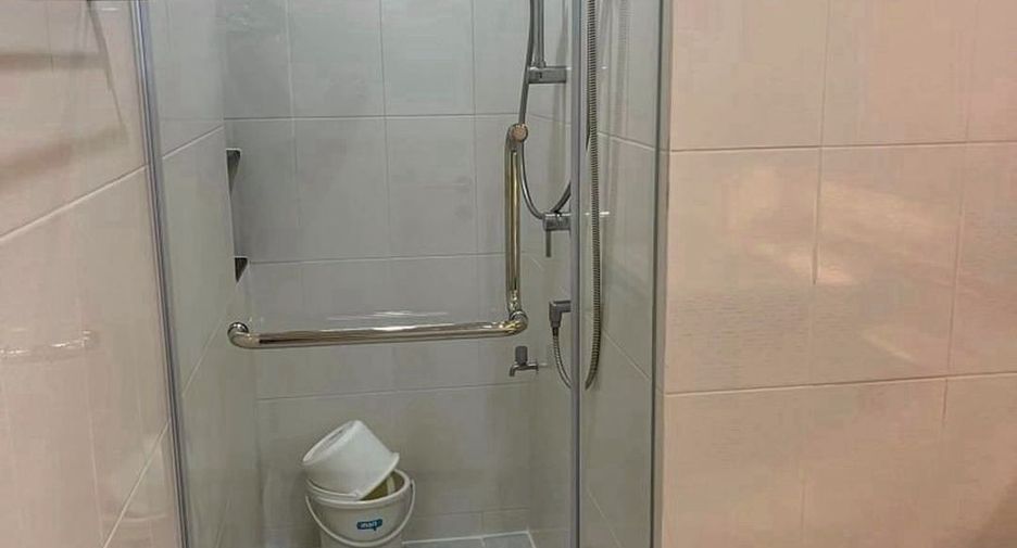Haus zur Miete mit 3 Zimmer in Bang Kapi, Bangkok