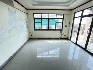 Продажа 1 кровать дом в Bang Bua Thong, Нонтабури