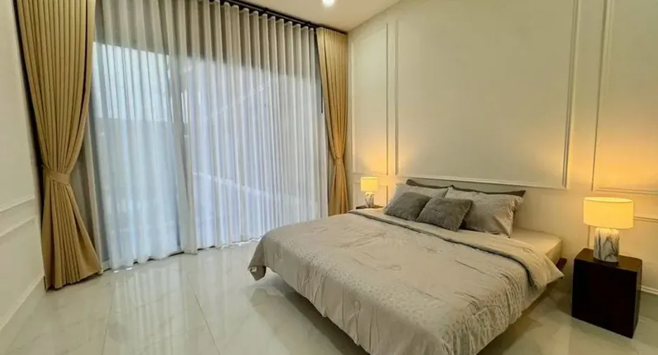 For rent 5 bedrooms house in Saraphi, Chiang Mai