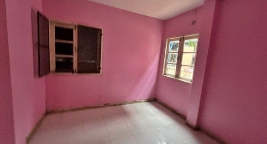 Продажа 1 кровать дом в Bang Bua Thong, Нонтабури
