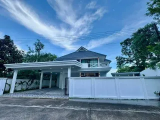 出售 5 卧室 独立屋 在 Mueang Chiang Mai, Chiang Mai