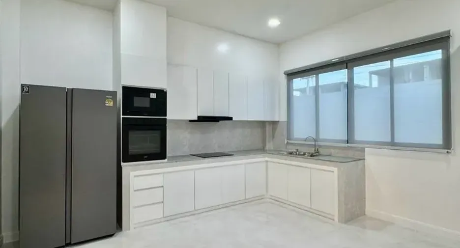 ขาย 5 ห้องนอน บ้านเดี่ยว ใน เมืองเชียงใหม่, เชียงใหม่