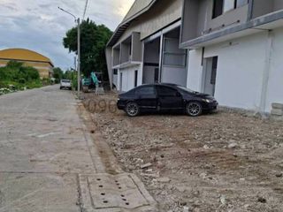 ให้เช่า โกดัง ใน มีนบุรี, กรุงเทพฯ