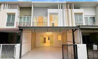 Reihenhaus zum Kauf mit 3 Zimmer in Don Mueang, Bangkok