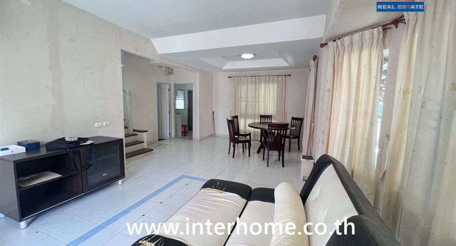 For sale 3 bedrooms house in Bang Bo, Samut Prakan