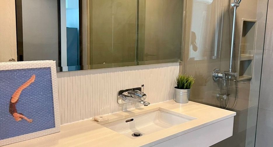 Condo en alquiler de 1 habitaciones en Khlong Toei, Bangkok