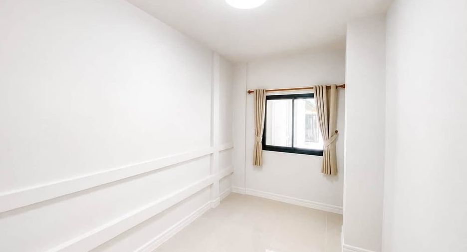 Villa zum Kauf mit 3 Zimmer in Bang Lamung, Chonburi
