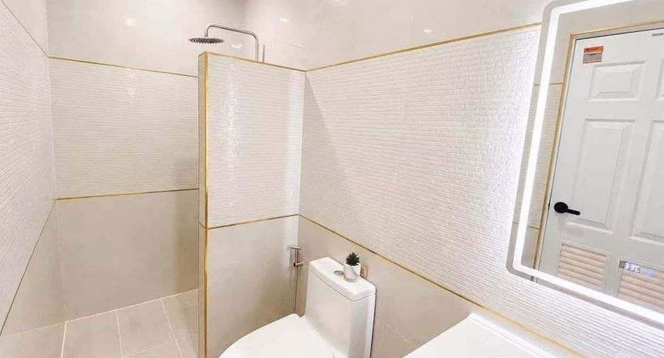 Villa zum Kauf mit 3 Zimmer in Bang Lamung, Chonburi