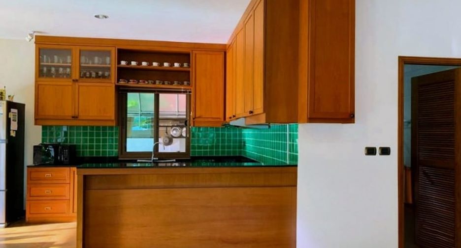 Аренда 3 спальни вилла в Huay Yai, Паттайя