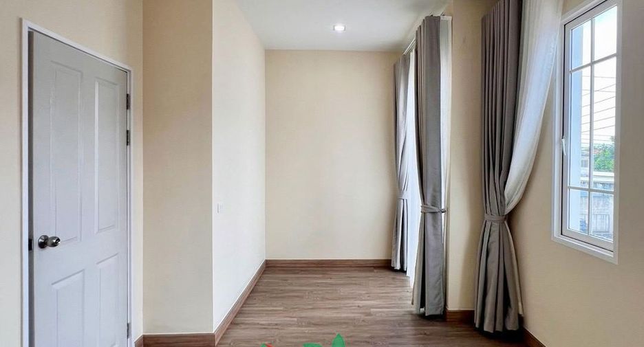 Продажа 3 спальни таунхаус в Саи Маи, Бангкок