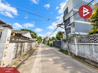For sale 4 ベッドルーム house in Bangkok Noi, Bangkok