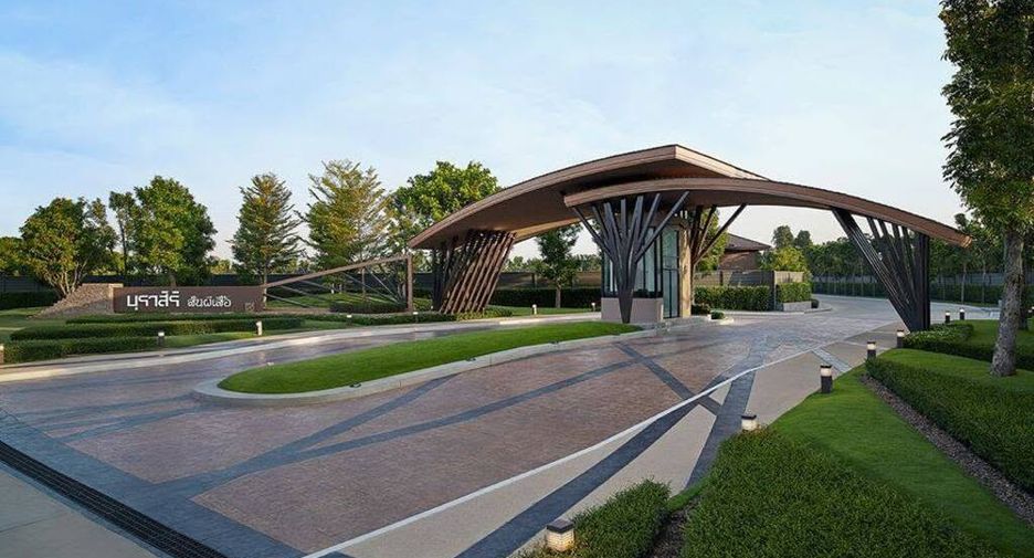 Casa en alquiler de 4 habitaciones en Mae Rim, Chiang Mai
